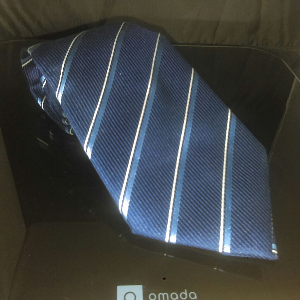 Donald J Trump tie